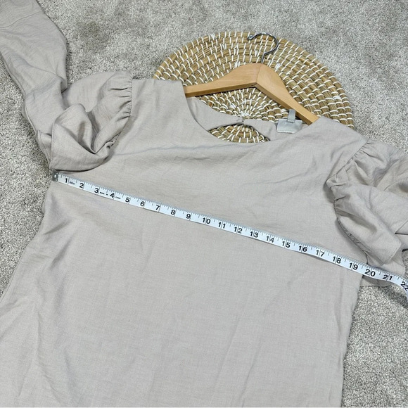 The Odells Ruffle Shoulder Long Sleeve Top Blouse in Beige Cottagecore Size S - Picture 14 of 14